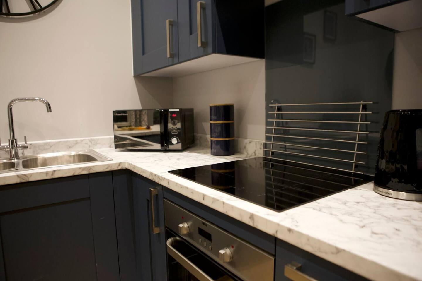 Romance On The Rows - Hot Tub Centre Apartment *