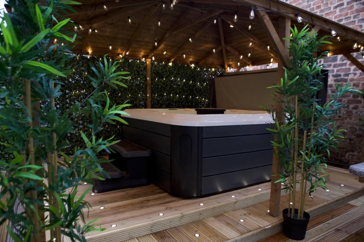 Apartment Romance On The Rows - Hot Tub Centre *